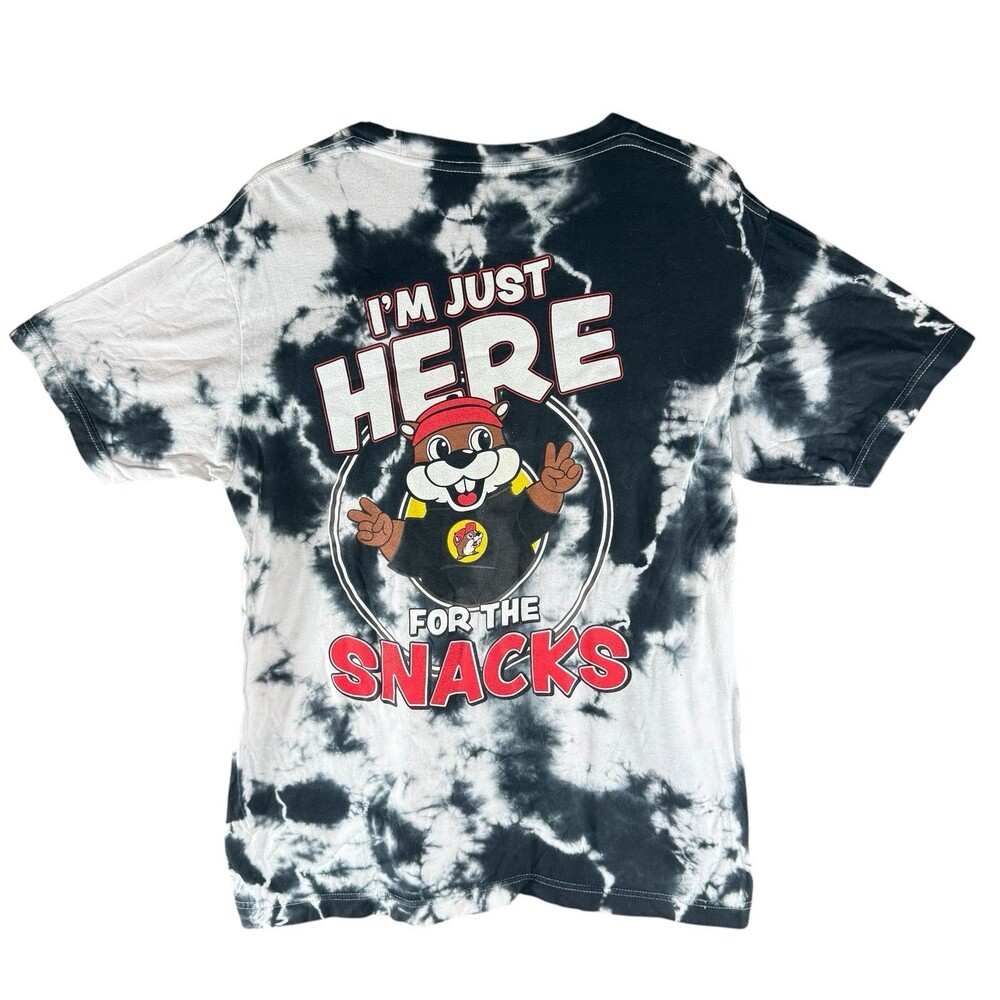 Buc-ee's I'm Just Here For The Snacks Black White Tie Dye T-Shirt Unisex Adult M